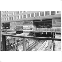 1984-03-2x Wien Mitte 01.jpg